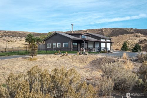 21489 State Highway 17 N, Soap Lake, WA, 98851-9627 | Card Image