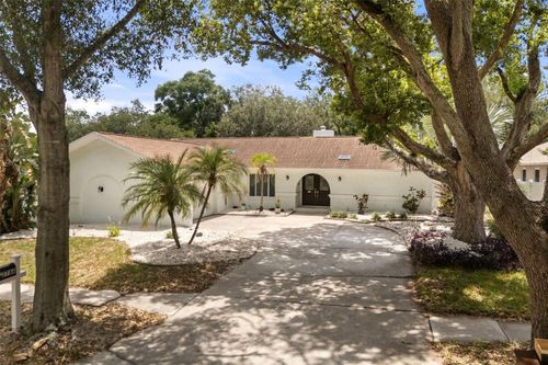 2786 Valencia Ln W, PALM HARBOR, FL, 34684-3937 | Card Image