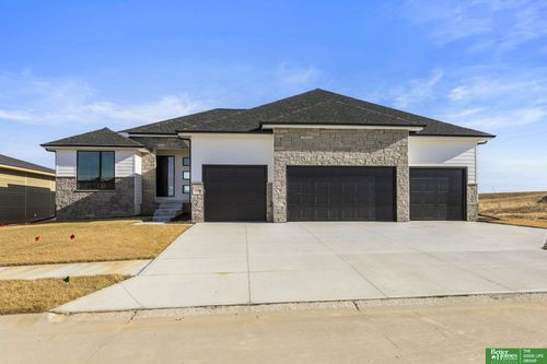 5709 N 195th St, Elkhorn, NE, 68022-5384 | Card Image