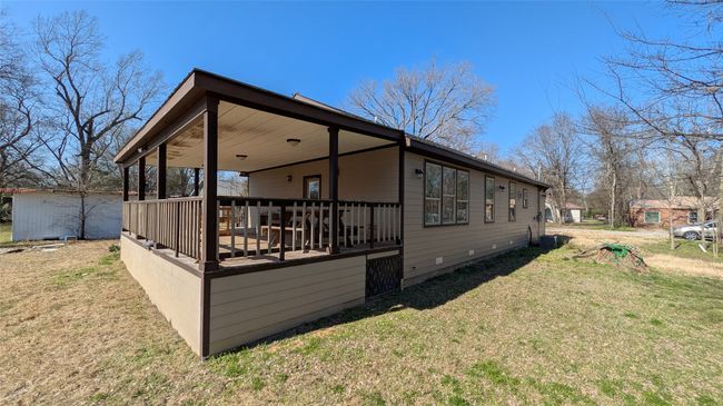 View of side of home featuring a lawn | Image 17