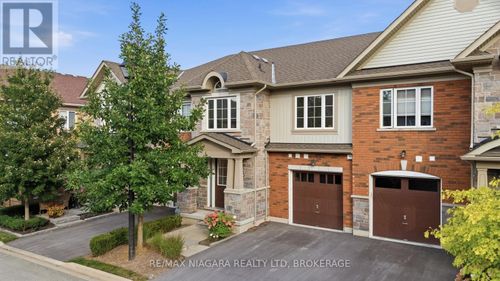 12 George Manor, Niagara-on-the-Lake (Town), ON, L0S1J0 | Card Image