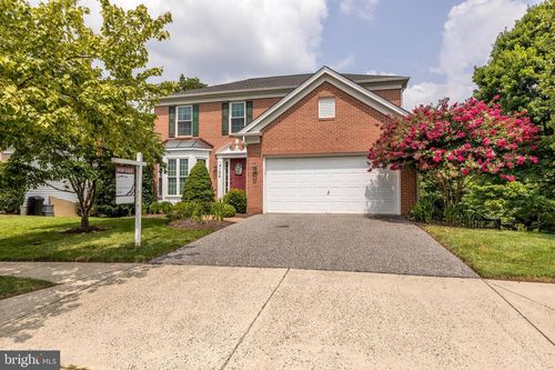 8124 Rose Haven Rd, Baltimore, MD, 21237-3357 | Card Image