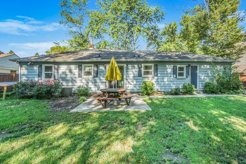 1315 Sutherland Ave, Kalamazoo, MI, 49006-5650 | Card Image