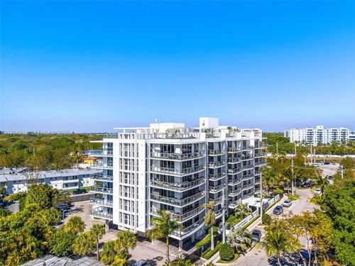 302-13800 Highland Dr, North Miami Beach, FL, 33181-1685 | Card Image