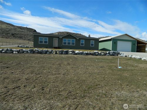 60 Alvarado Rd, Tonasket, WA, 98855-9767 | Card Image