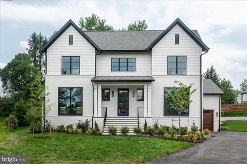 1104 Sharon Ct, MCLEAN, VA, 22101-2115 | Card Image