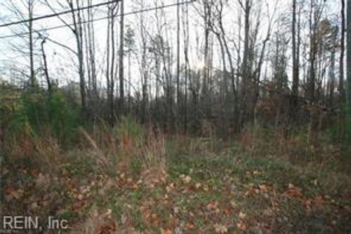 9028 Barnes Rd, Toano, VA, 23168-8903 | Card Image