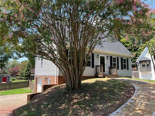 1775 Ralee Dr, Winston-Salem, NC, 27127-7521 | Card Image