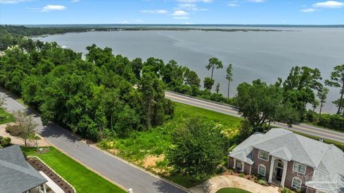 3054 Pelican Ln, Pensacola, FL, 32514-8078 | Card Image