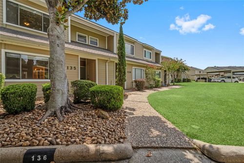 135 April Point Dr S, Montgomery, TX, 77356-5853 | Card Image