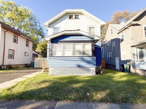 12 Willow St, Rochester, NY, 14606-2423 | Card Image