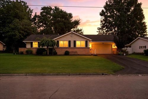 733 Gearhart Ave, Crestline, OH, 44827-1009 | Card Image