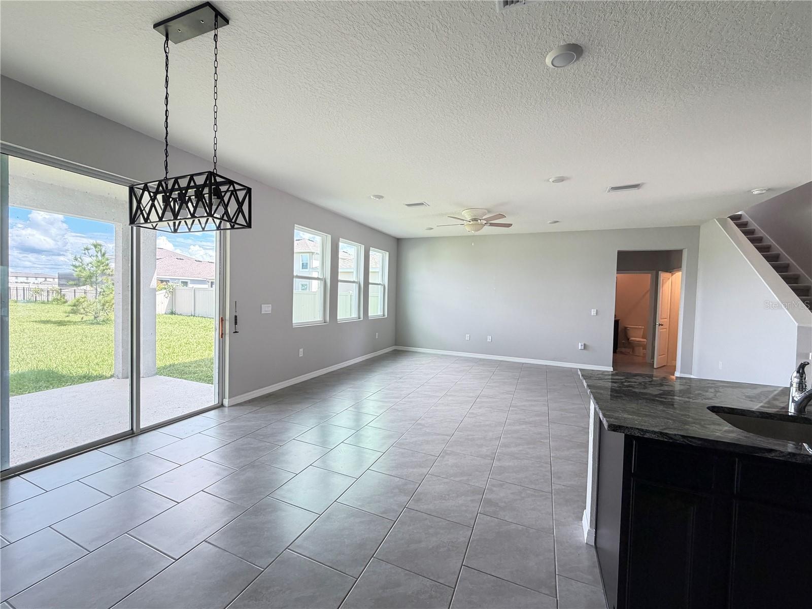 Residential Lease in WESLEY CHAPEL