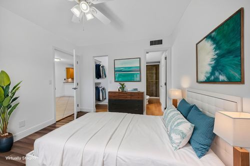 205-2907 Ne 8th Ter, Wilton Manors, FL, 33334-6604 | Card Image