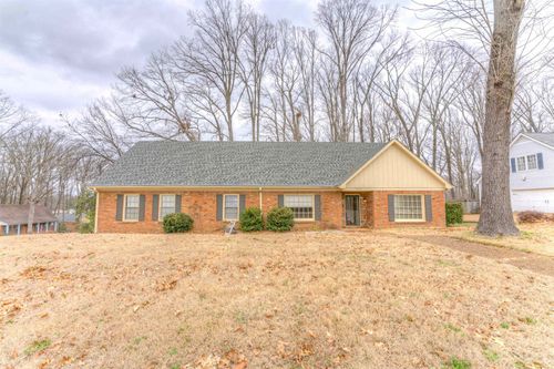 2110 Woodside Dr, Germantown, TN, 38138-4026 | Card Image