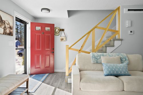 51 Donovan Ct, Merrimack, NH, 03054-6219 | Card Image