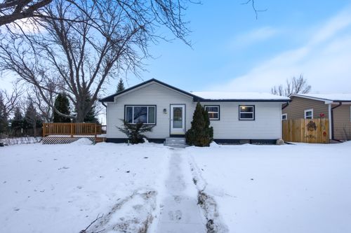 1726 9th Ave Sw, ABERDEEN, SD, 57401-5630 | Card Image