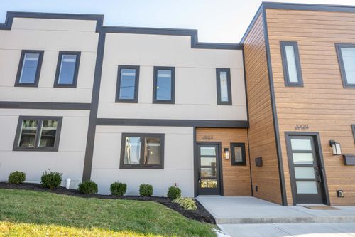 c-100 W 14th St, Newport, KY, 41071 | Card Image