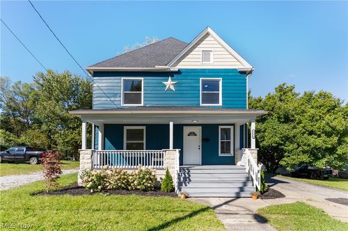 153 Elm St, Struthers, OH, 44471-1804 | Card Image