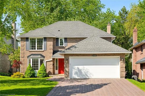 109 Ashberry Pl, Waterloo, ON, N2T1G8 | Card Image