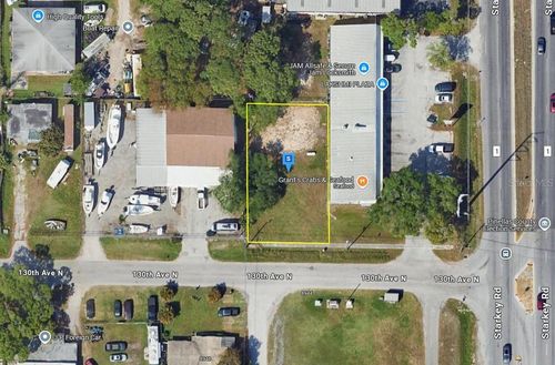 9015 130th Ave, LARGO, FL, 33773-1404 | Card Image