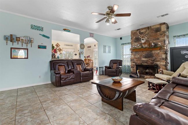 1216 Overton Ave, House other with 5 bedrooms, 3 bathrooms and 2 parking in Port Bolivar TX | Image 8