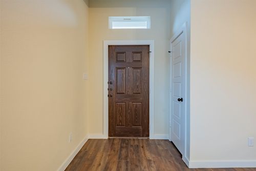 637 Blackland Dr, Venus, TX, 76084-2169 | Card Image