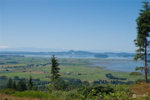 3291 Blanchard Knob Trl, Bow, WA, 98232-8649 | Card Image