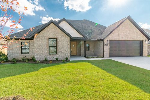 945 Pergola, Tontitown, AR, 72762-3218 | Card Image