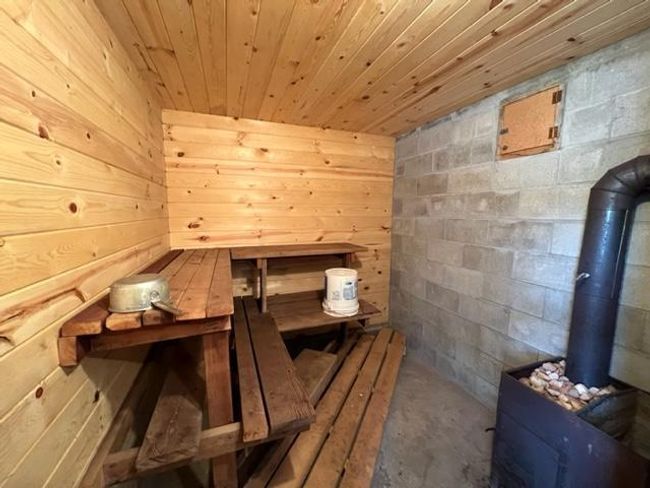 Sauna in Garage.jpg | Image 31