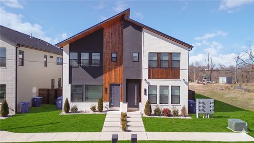 1149 Ne Monroe St, Bentonville, AR, 72712-4414 | Card Image
