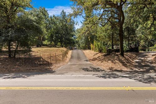 7250 Hwy 116, Forestville, CA, 95436-9226 | Card Image