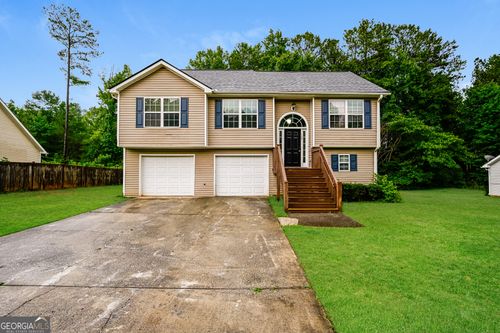 137 Longstreet Cir, Oxford, GA, 30054-2247 | Card Image