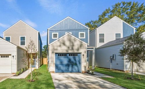 708 West Dallas Street, Conroe, TX, 77301 | Card Image