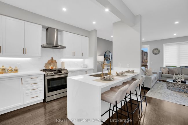 154 Anchusa Dr, House attached with 4 bedrooms, 4 bathrooms and 3 parking in Richmond Hill ON | Image 12