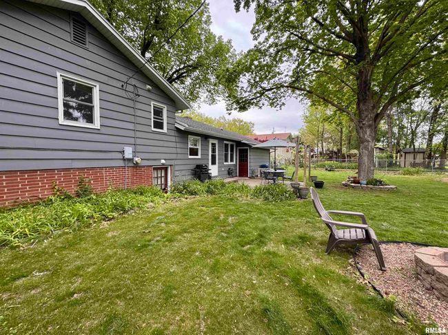 940 Memorial Dr, House other with 3 bedrooms, 2 bathrooms and null parking in Macomb IL | Image 23