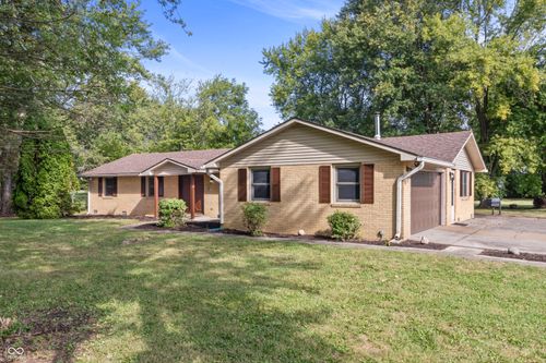 4230 W Cross St, Anderson, IN, 46011-9028 | Card Image