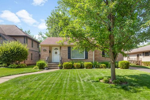 515 Longfellow Avenue, Deerfield, IL, 60015 | Card Image