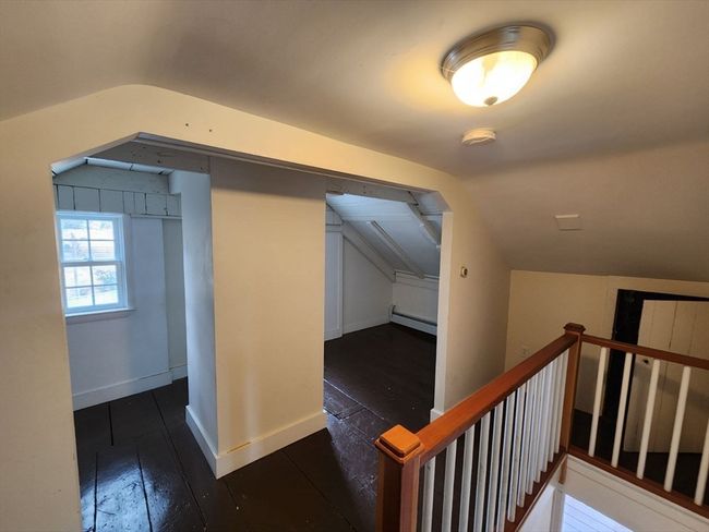 981 River Rd, Home with 4 bedrooms, 3 bathrooms and 5 parking in Marstons Mills MA | Image 17