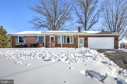 720 S Cocalico Rd, DENVER, PA, 17517-9468 | Card Image