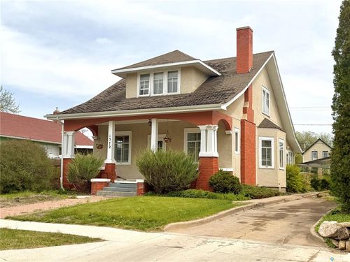 1372 98th St, North Battleford, SK, S9A0M2 | Card Image