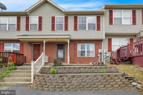 4 Red Tail Ct, Hamburg, PA, 19526-9214 | Card Image