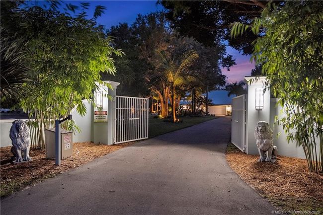 1850 Sw Hackman Ter, House other with 4 bedrooms, 4 bathrooms and 2 parking in Stuart FL | Image 11