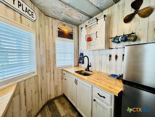 1303 W Adams Ave, House other with 1 bedrooms, 1 bathrooms and null parking in Port O Connor TX | Image 19