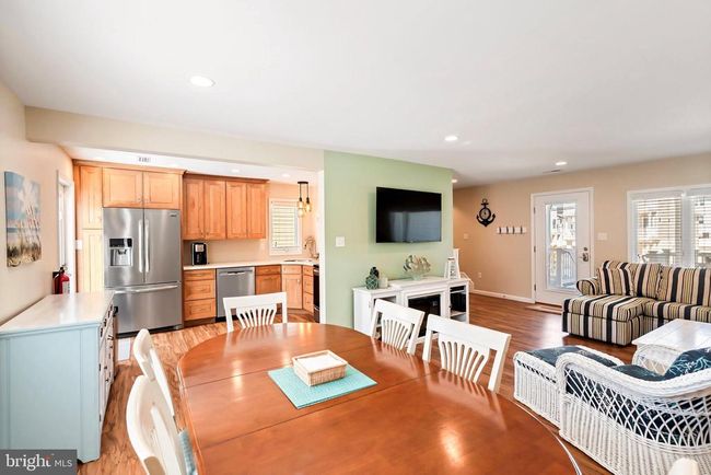 10 W Essex Ave, Home with 3 bedrooms, 3 bathrooms and null parking in Harvey Cedars NJ | Image 23