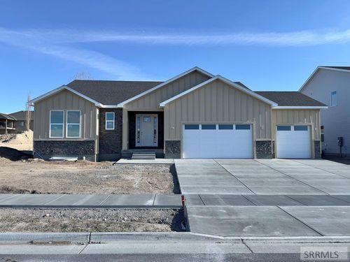 643 Pine Ridge Ln, Rexburg, ID, 83440-2791 | Card Image