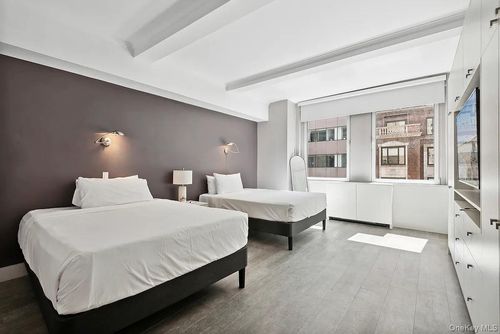 1102-111 East 56th Street, New York, NY, 10022 | Card Image