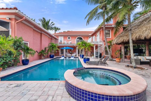 15580 Bellanca Ln, Wellington, FL, 33414-8309 | Card Image