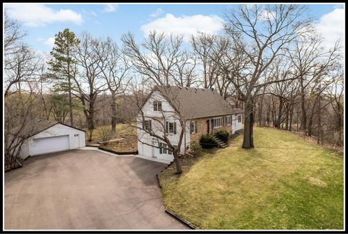 15125 Glen Oak St, Minnetonka, MN, 55345-5744 | Card Image