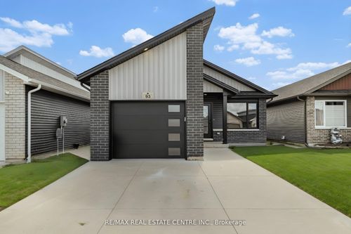 93 Moonstone Cres, Chatham, ON, N7M0S2 | Card Image